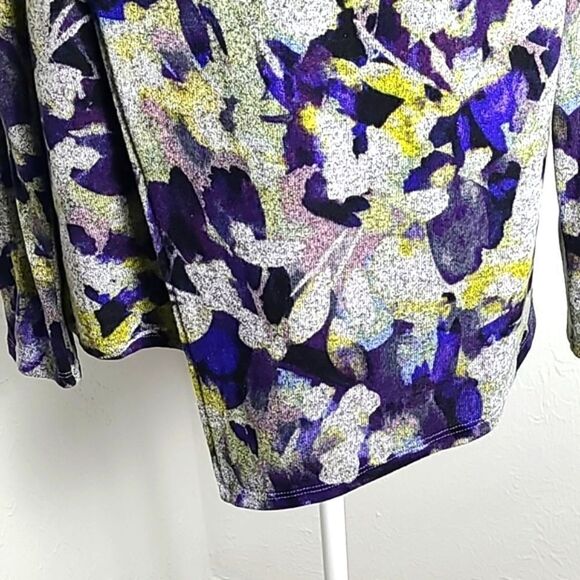 Simply Vera Asyemetrical Top, Cowl Neck,Floral,Gray, Purple & Yellow, Size Large - Picture 4 of 9